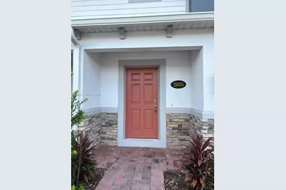 2835 Narcoossee Commons Way, Saint Cloud, FL 34771 - Photo 3