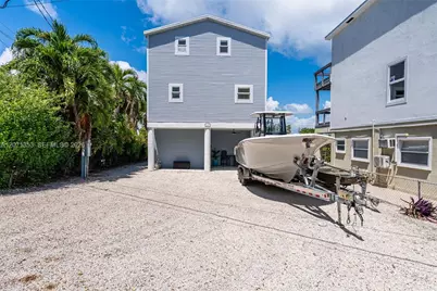 21 Mockingbird Rd, Key Largo, FL 33037 - Photo 11