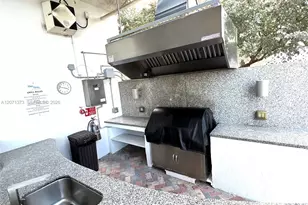 6515 Collins Ave, Miami Beach, FL 33141 - Photo 21