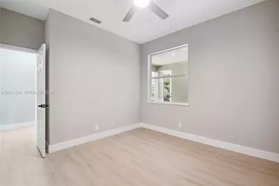 1018 SW Carolina Cir SW, Vero Beach, FL 32962 - Photo 67
