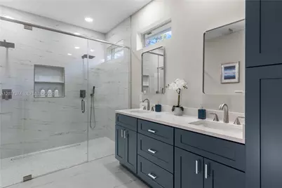 1018 SW Carolina Cir SW, Vero Beach, FL 32962 - Photo 23