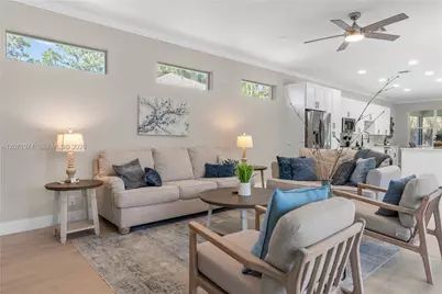 1018 SW Carolina Cir SW, Vero Beach, FL 32962 - Photo 21