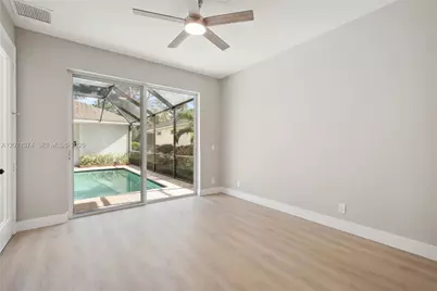 1018 SW Carolina Cir SW, Vero Beach, FL 32962 - Photo 43
