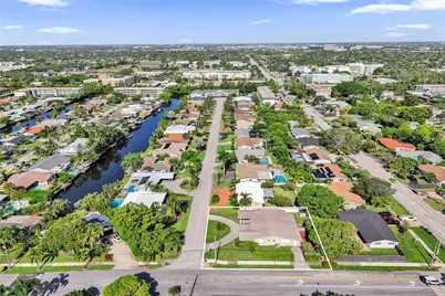 1477 NE 55th St, Fort Lauderdale, FL 33334 - Photo 9