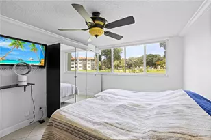 811 S Hollybrook Dr, Pembroke Pines, FL 33025 - Photo 13