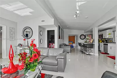 3538 SW 87th Ct, Miami, FL 33165 - Photo 7
