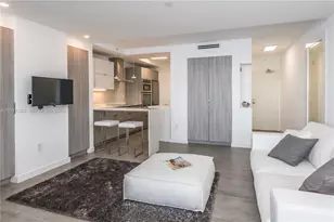 1500 Bay Rd, Miami Beach, FL 33139 - Photo 9