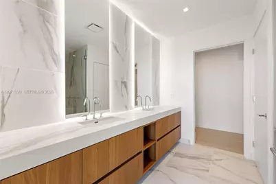 1400 Biscayne Blvd #1905, Miami, FL 33132 - Photo 13