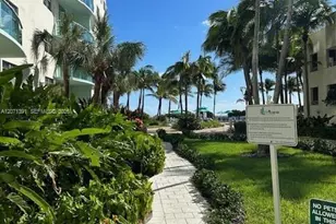 3801 S Ocean Dr, Hollywood, FL 33019 - Photo 5