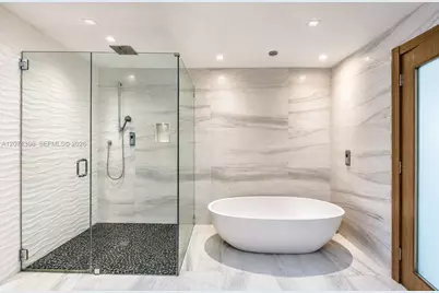 455 E Dilido Dr, Miami Beach, FL 33139 - Photo 11