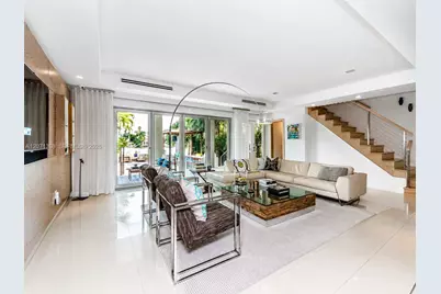 455 E Dilido Dr, Miami Beach, FL 33139 - Photo 7