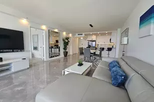 5601 Collins Ave, Miami Beach, FL 33140 - Photo 13