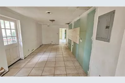214 SW 2nd Pl, Dania Beach, FL 33004 - Photo 23