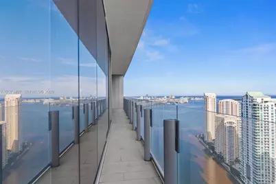 300 Biscayne Boulevard Way #4303C, Miami, FL 33131 - Photo 25