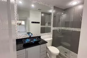 4944 NW 102nd Ave, Doral, FL 33178 - Photo 23