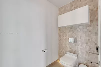68 SE 6th St #3911, Miami, FL 33131 - Photo 11