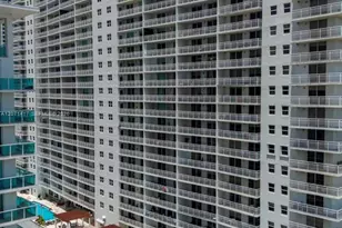 1200 Brickell Bay Dr, Miami, FL 33131 - Photo 29