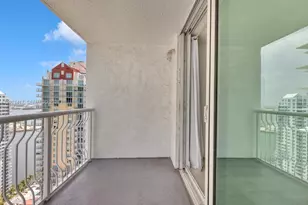 1200 Brickell Bay Dr, Miami, FL 33131 - Photo 13