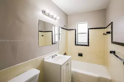 1943 Thomas St, Hollywood, FL 33020 - Photo 17