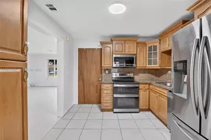 7521 Eaton St, Hollywood, FL 33024 - Photo 13