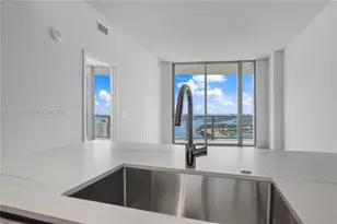 1400 Biscayne Blvd, Miami, FL 33132 - Photo 5