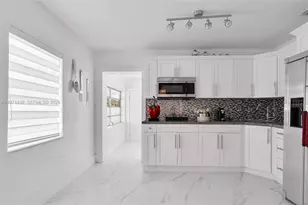 31 SW 58th Ct, Miami, FL 33144 - Photo 7