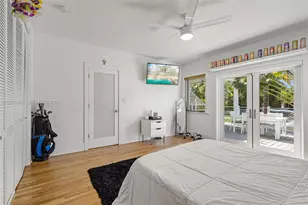 7970 Hawthorne Ave, Miami Beach, FL 33141 - Photo 29