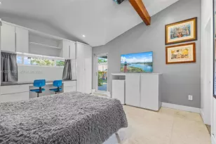 7970 Hawthorne Ave, Miami Beach, FL 33141 - Photo 33