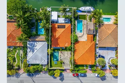 7970 Hawthorne Ave, Miami Beach, FL 33141 - Photo 1
