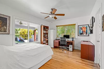 7970 Hawthorne Ave, Miami Beach, FL 33141 - Photo 27