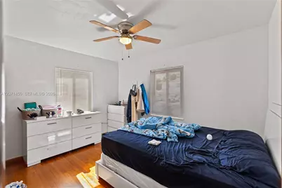3445 NW 2nd St, Miami, FL 33125 - Photo 7
