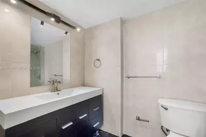1200 Brickell Bay Dr #3001, Miami, FL 33131 - Photo 33