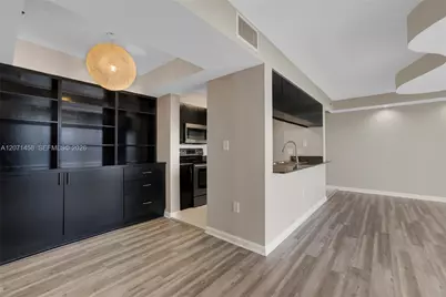 1200 Brickell Bay Dr #3001, Miami, FL 33131 - Photo 13