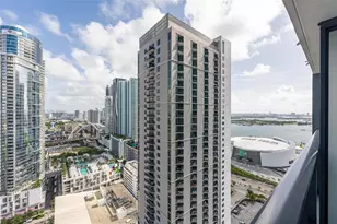 159 NE 6th St, Miami, FL 33132 - Photo 21