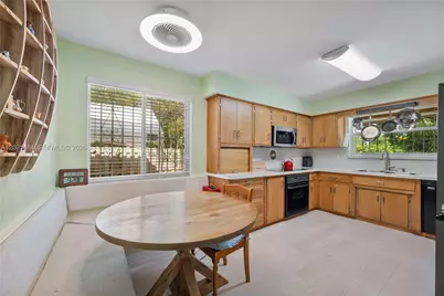 5775 SW 57th Ter, Miami, FL 33143 - Photo 11
