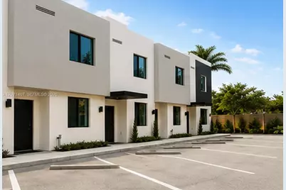 171 NW 158th St #11, Miami, FL 33169 - Photo 1