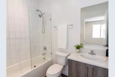 171 NW 158th St #11, Miami, FL 33169 - Photo 13