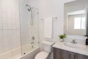 171 NW 158th St, Miami, FL 33169 - Photo 13