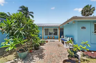 2049 Windward Dr, Lauderdale by the Sea, FL 33062 - Photo 7