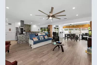 2049 Windward Dr, Lauderdale by the Sea, FL 33062 - Photo 13