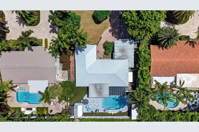 2049 Windward Dr, Lauderdale by the Sea, FL 33062 - Photo 1