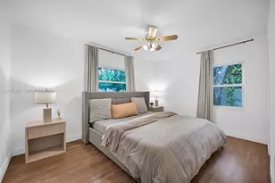 370 NE 87th St, El Portal, FL 33138 - Photo 7