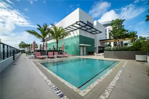 11 NE 6th, Miami, FL 33132 - Photo 13