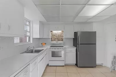 1301 NE Miami Gardens Dr #1025W, Miami, FL 33179 - Photo 17