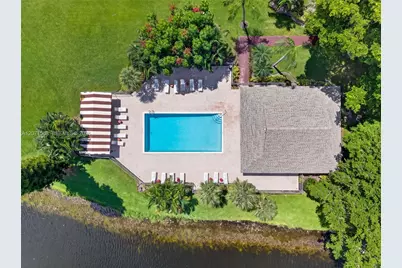 9440 Poinciana Pl #302, Davie, FL 33324 - Photo 21