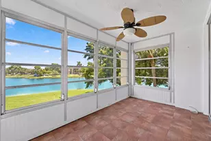 9440 Poinciana Pl, Davie, FL 33324 - Photo 15