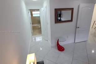 750 Michigan Ave, Miami Beach, FL 33139 - Photo 25