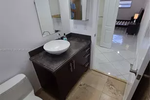 750 Michigan Ave, Miami Beach, FL 33139 - Photo 29