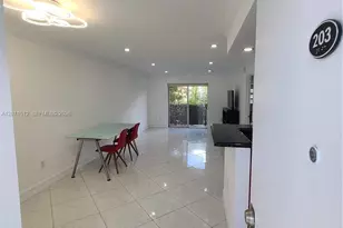 750 Michigan Ave, Miami Beach, FL 33139 - Photo 11