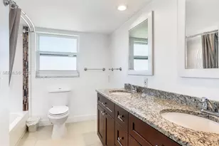 3300 N Palm Aire Dr, Pompano Beach, FL 33069 - Photo 27